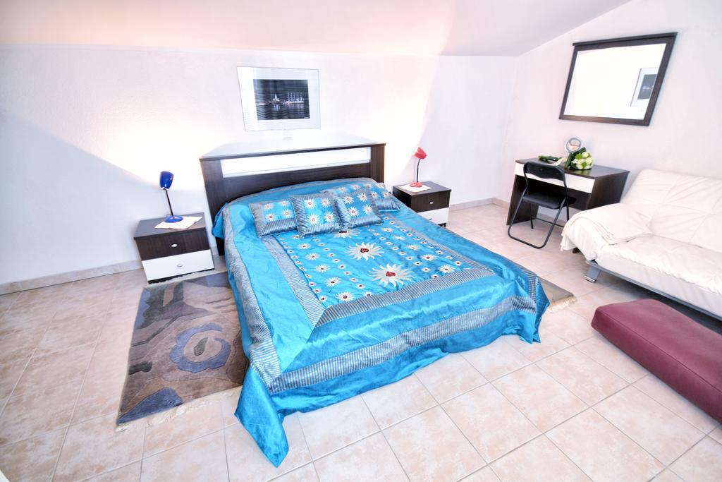 Apartments Link Rovinj Quarto foto